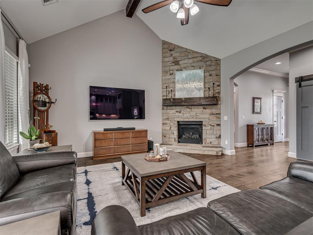 1408 N Golden Bell Way Property Photo 4