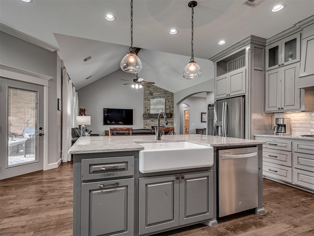 1408 N Golden Bell Way Property Photo 7