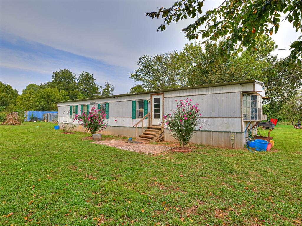 9115 Flat Armadillo Road Property Photo 4