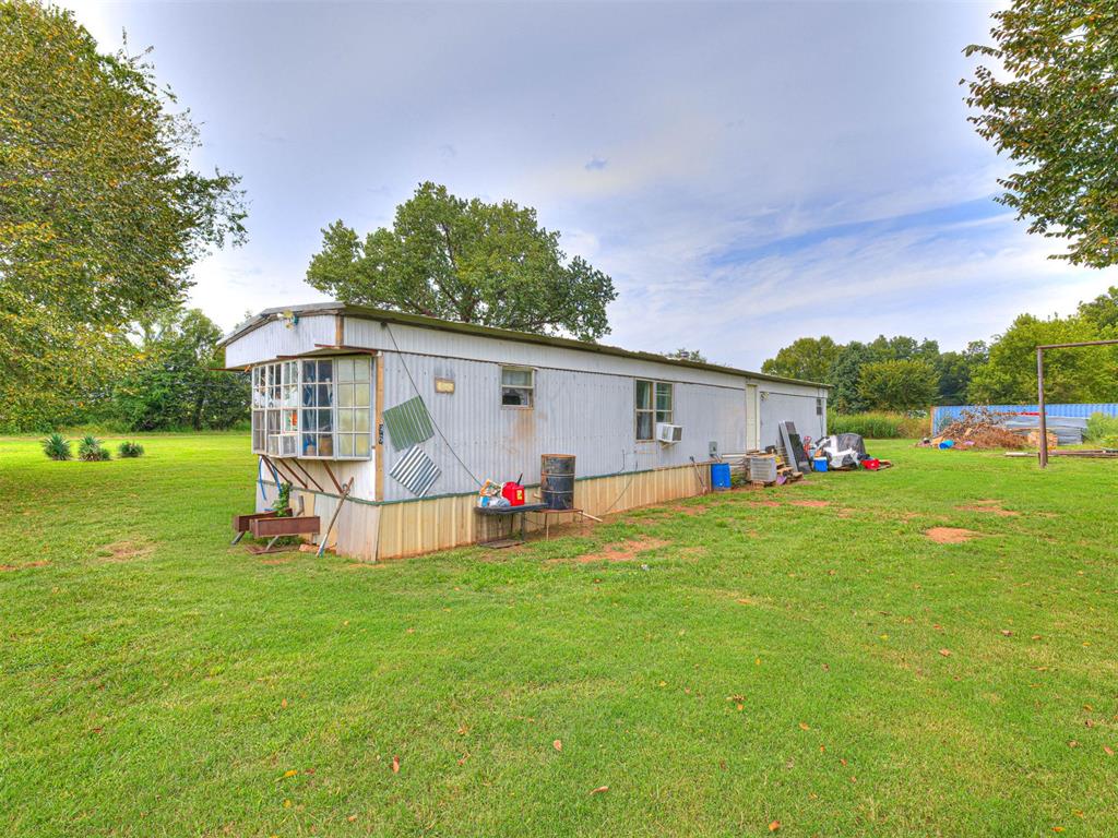 9115 Flat Armadillo Road Property Photo 18