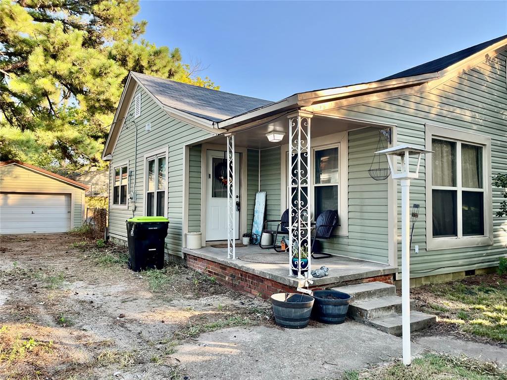 603 N Burns Street Property Photo 1