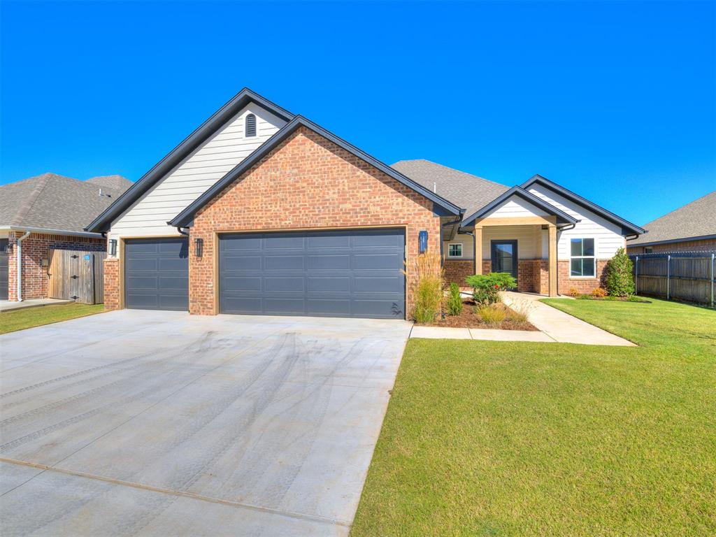 11013 NW 19th Street Property Photo 1