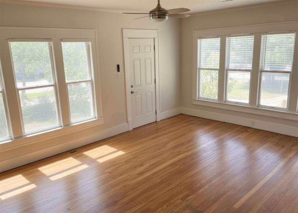 303 N Washington Avenue Property Photo 4
