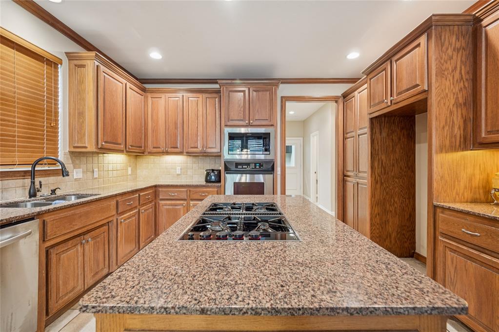 508 Nw 150th Place Property Photo 13