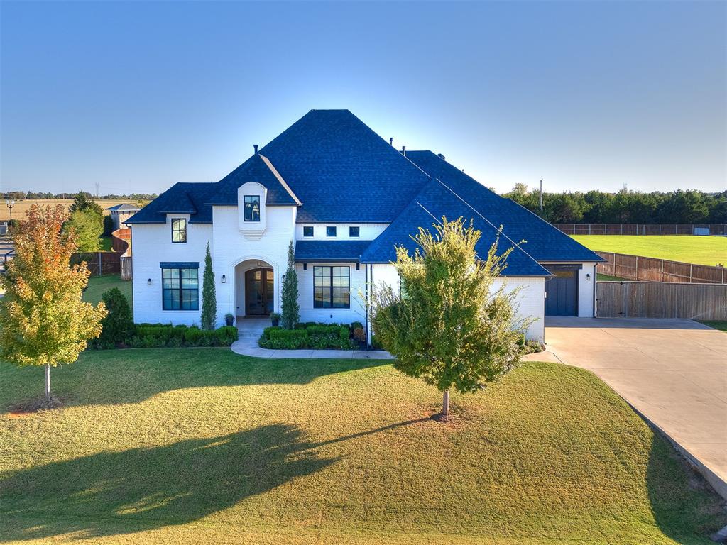 2300 Nw 220th Terrace Property Photo 1