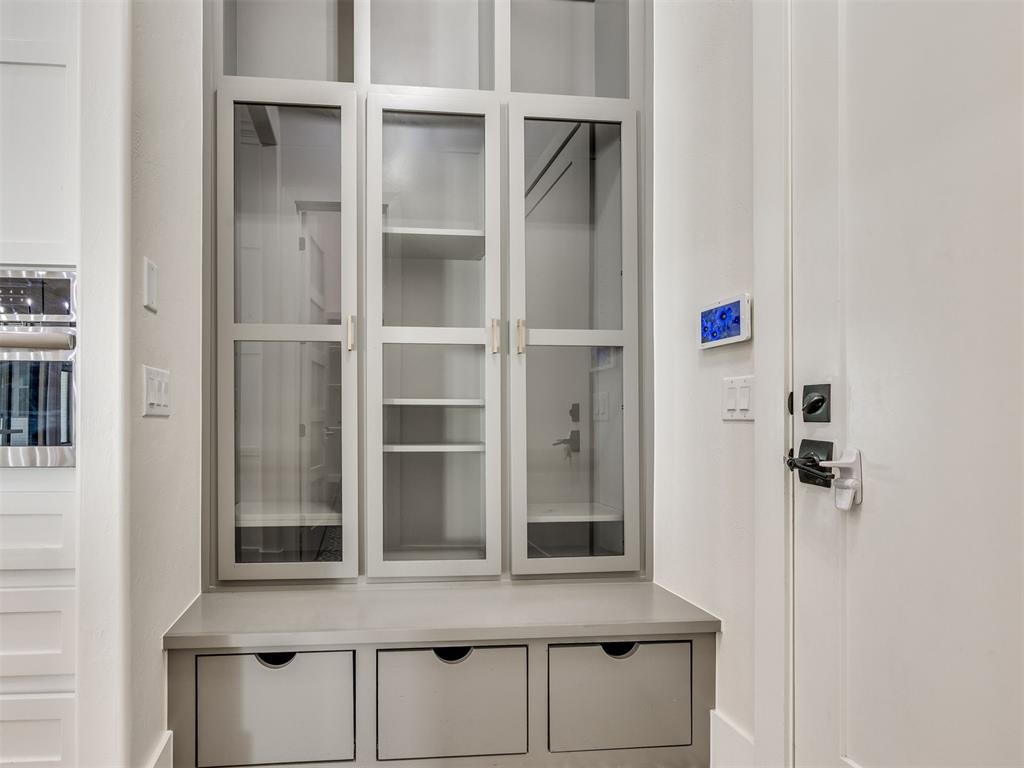 2300 Nw 220th Terrace Property Photo 4