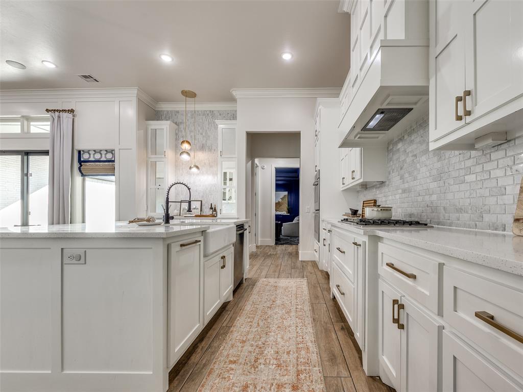 2300 Nw 220th Terrace Property Photo 7