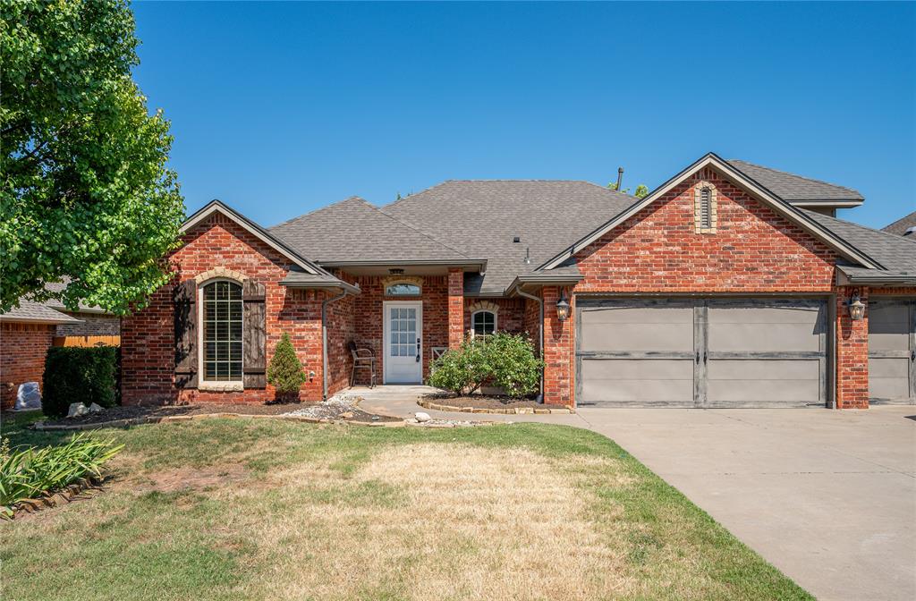 16209 Old Oak Drive Property Photo 1