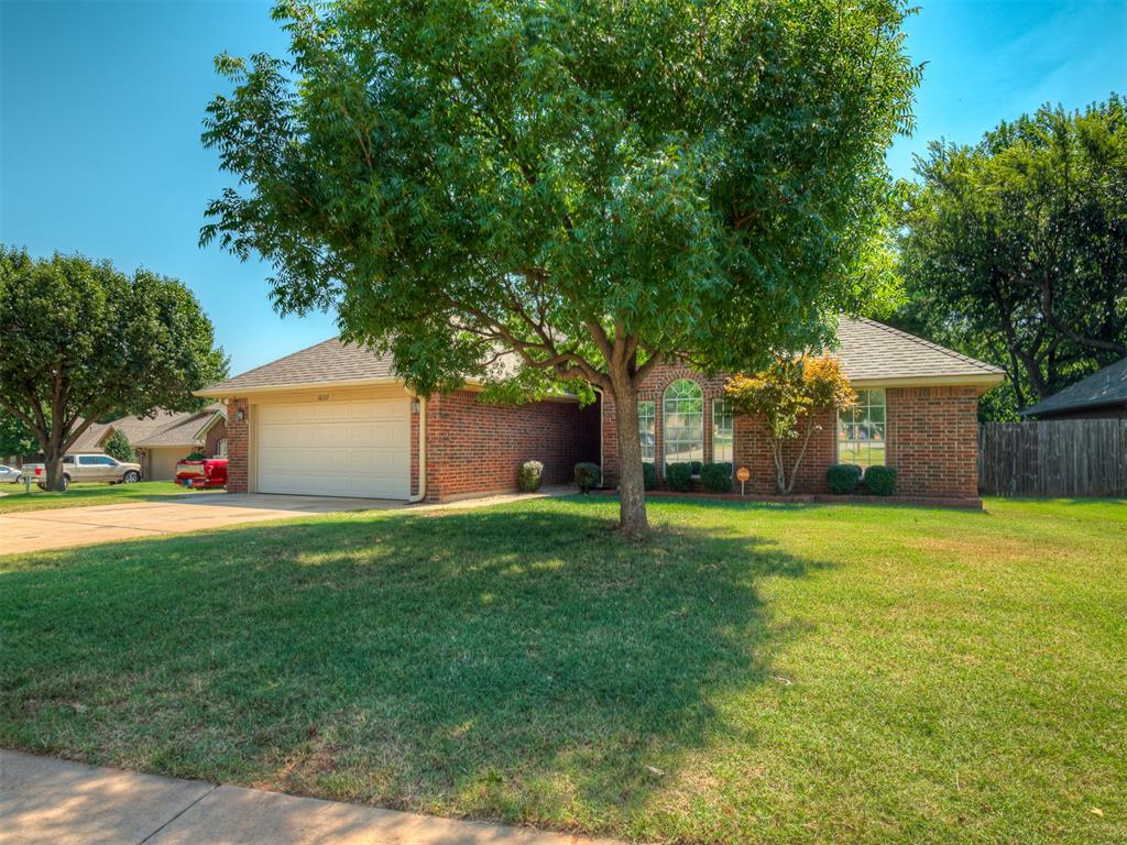 18212 Scarlet Oak Lane Property Photo 1