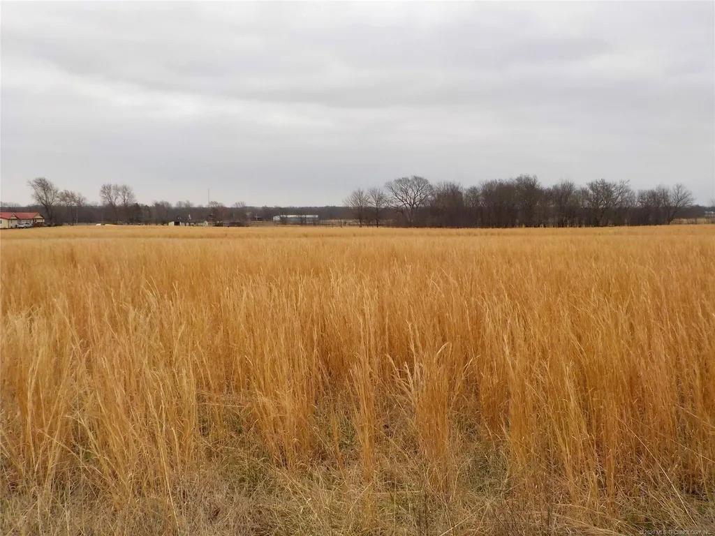 69 W 360 Road Property Photo 1