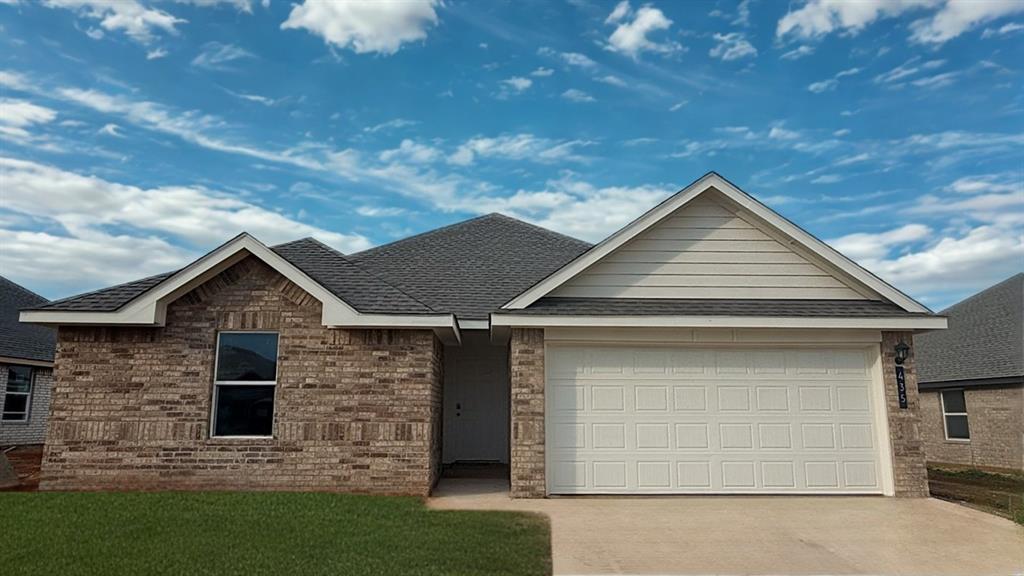 435 Park Place Drive Property Photo 1