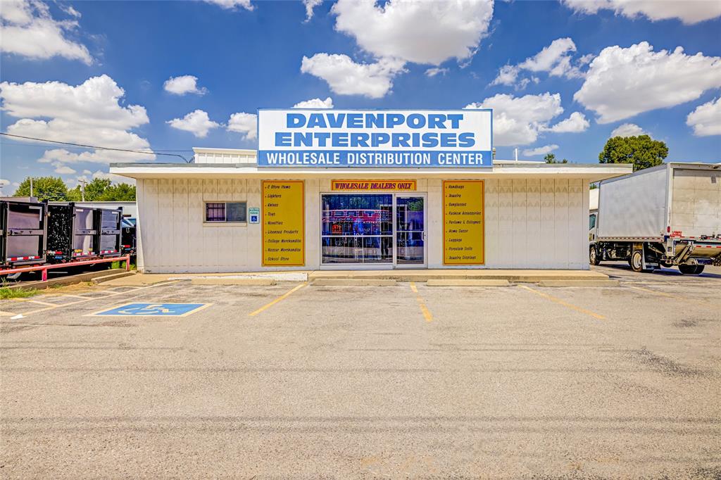 4625 Nw 10th Street Property Photo