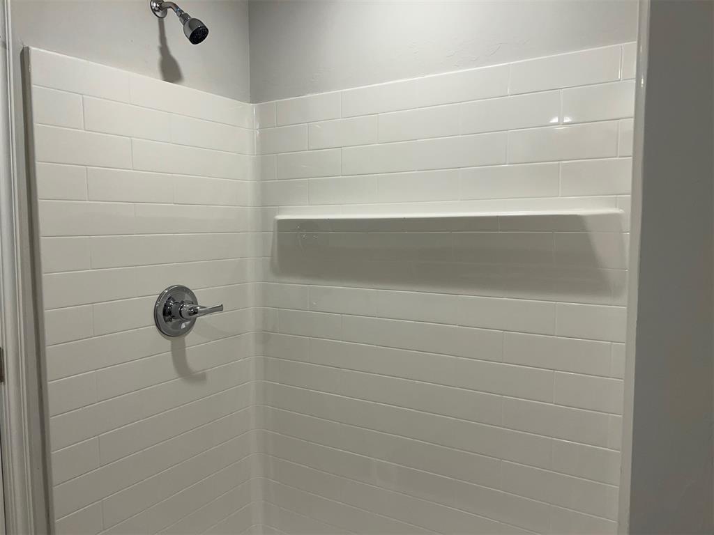 1220 E Ruger Lane Property Photo 12