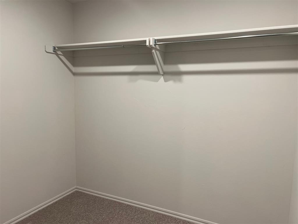 1220 E Ruger Lane Property Photo 13