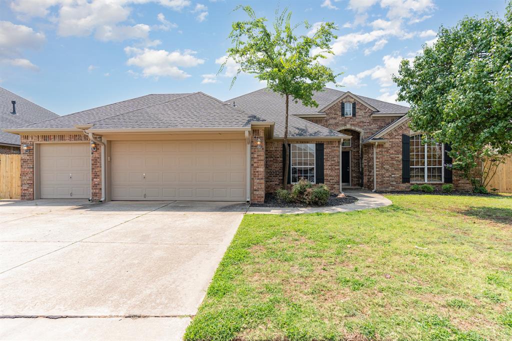 9208 SW 28th Street Property Photo 1