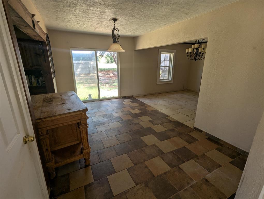 21508 S Frontage Road Property Photo 8