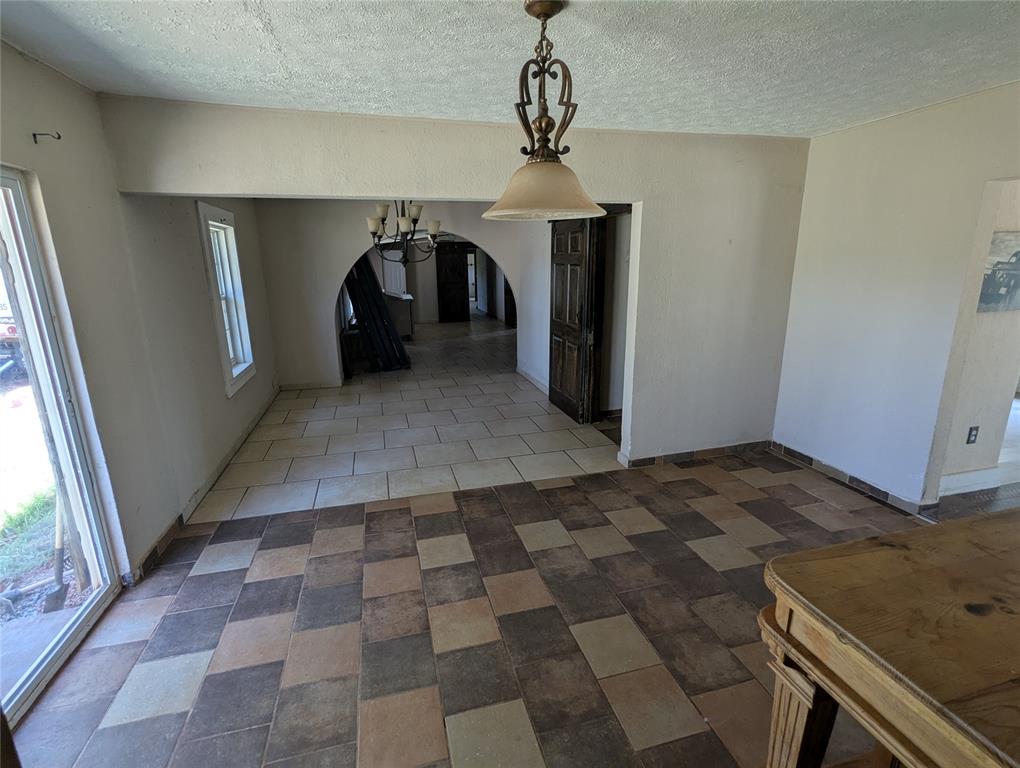 21508 S Frontage Road Property Photo 9