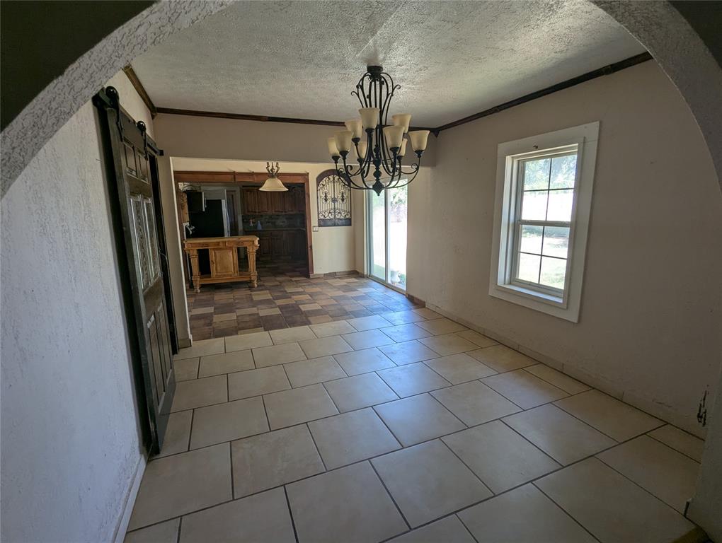 21508 S Frontage Road Property Photo 12