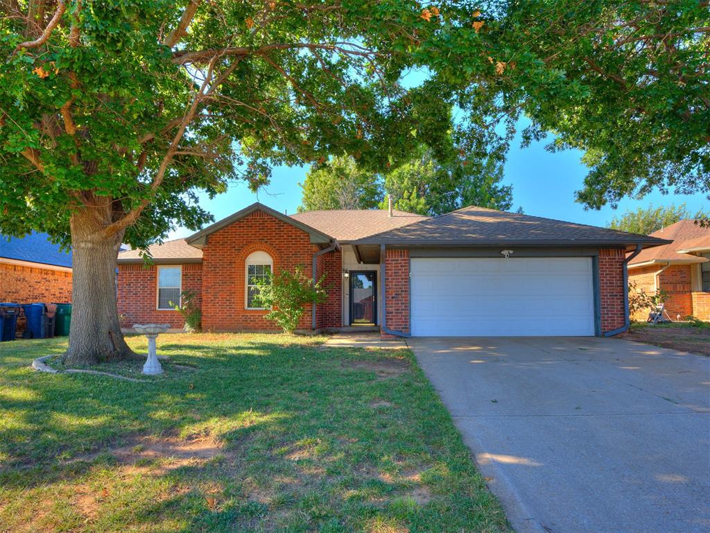 7920 NW 82nd Street Property Photo 1