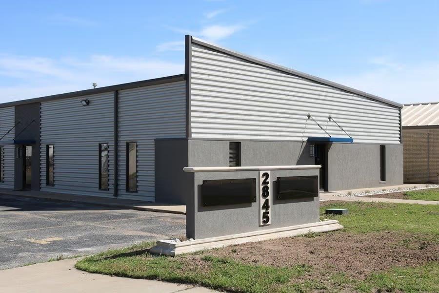 2845 Broce Drive Property Photo 1