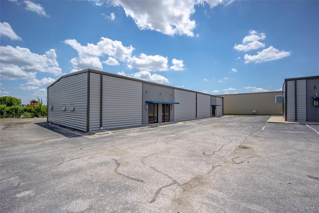2845 Broce Drive Property Photo 8
