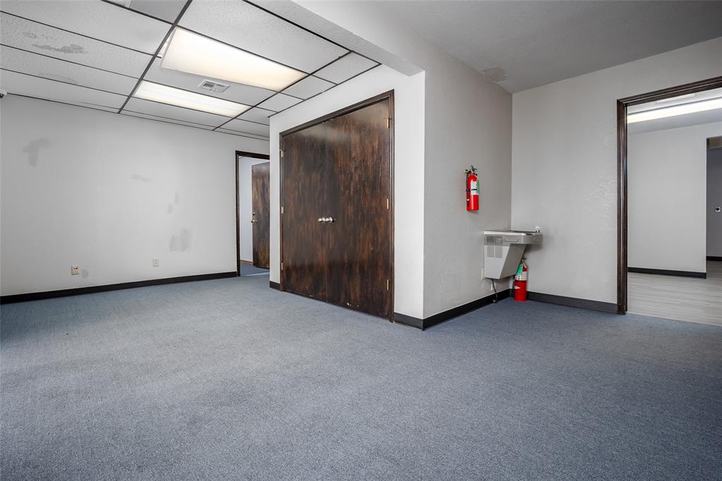 2845 Broce Drive Property Photo 12