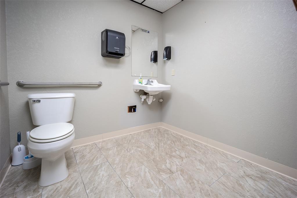 2845 Broce Drive Property Photo 19