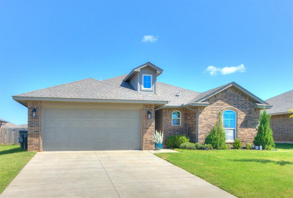 3915 Abingdon Drive Property Photo 1