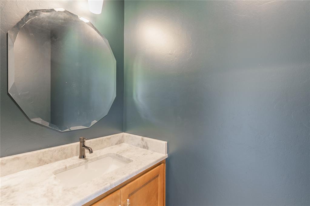 6017 Royal Abbey Court Property Photo 18