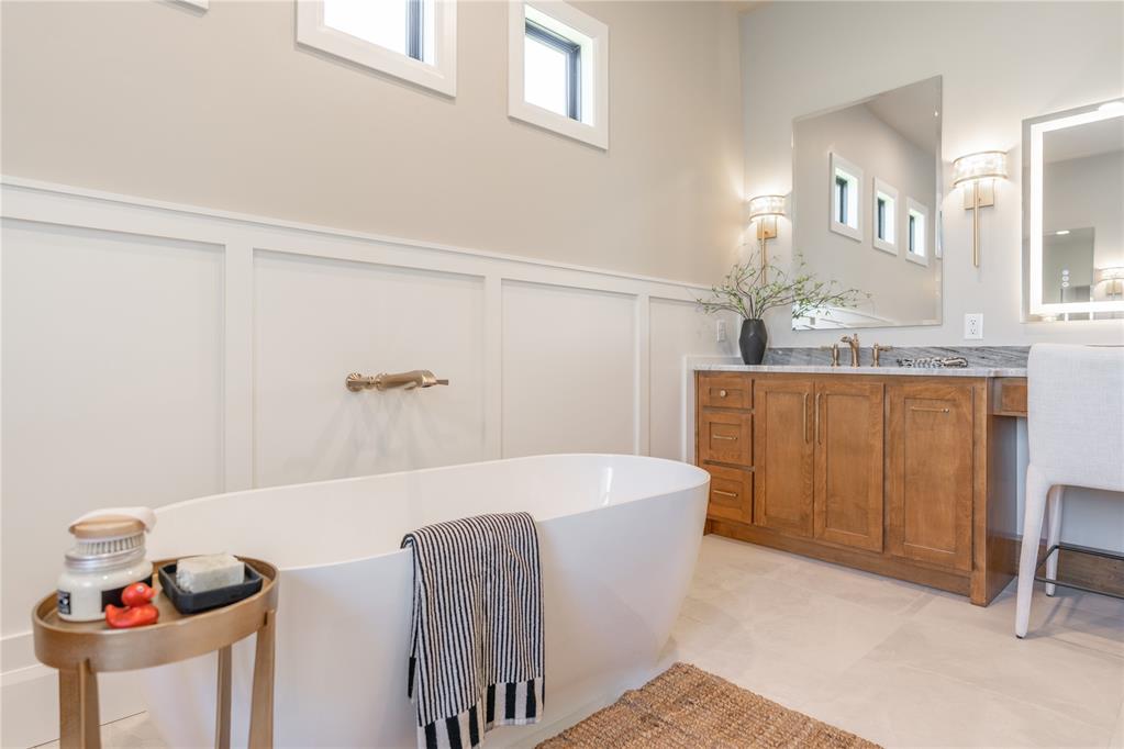 6017 Royal Abbey Court Property Photo 23