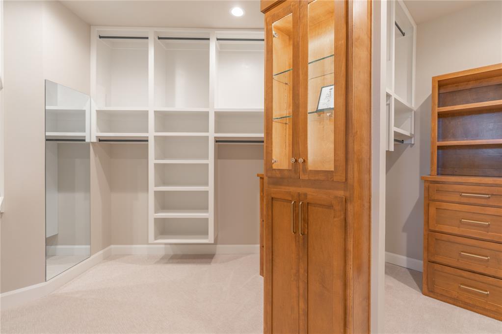 6017 Royal Abbey Court Property Photo 24