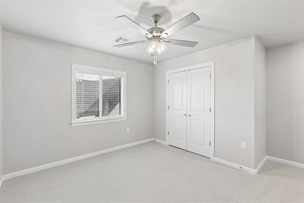 546 Paris Avenue Property Photo 39