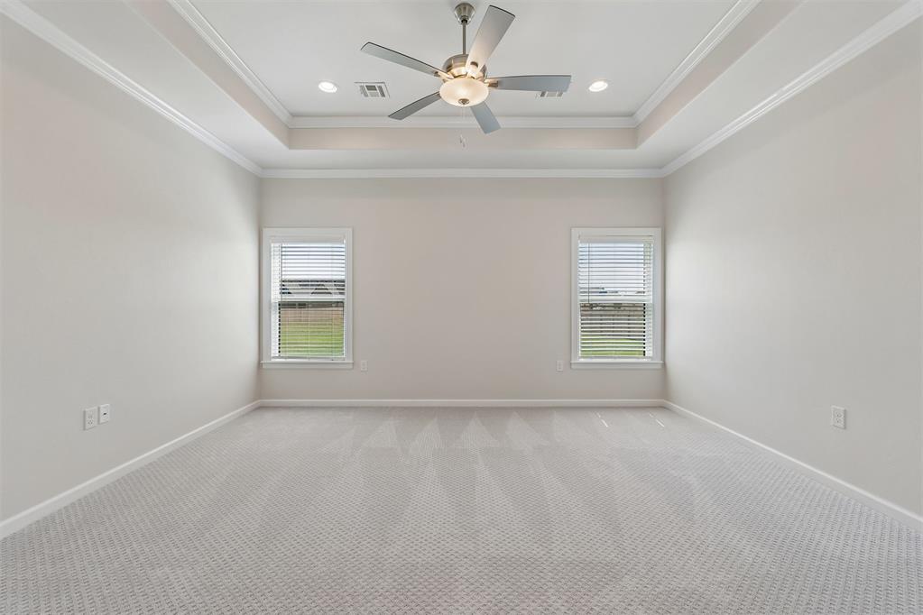 478 Paris Avenue Property Photo 29