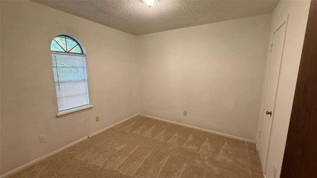 1622 Southern Heights Ave. Drive Property Photo 9