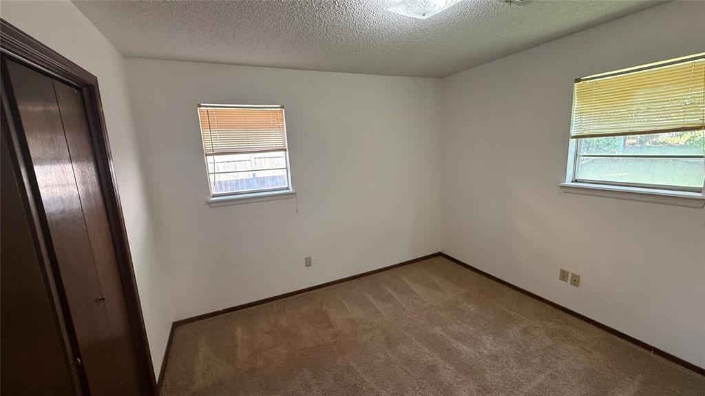 1618 Briarcliff Court Property Photo 10