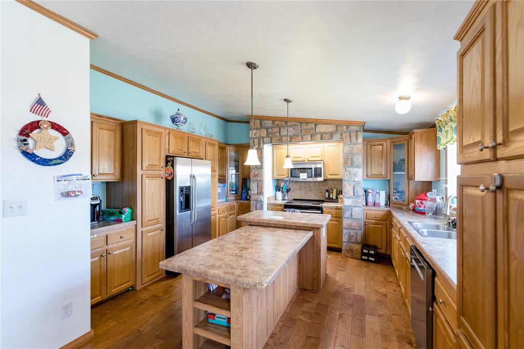 21238 Highway 73 Property Photo 3