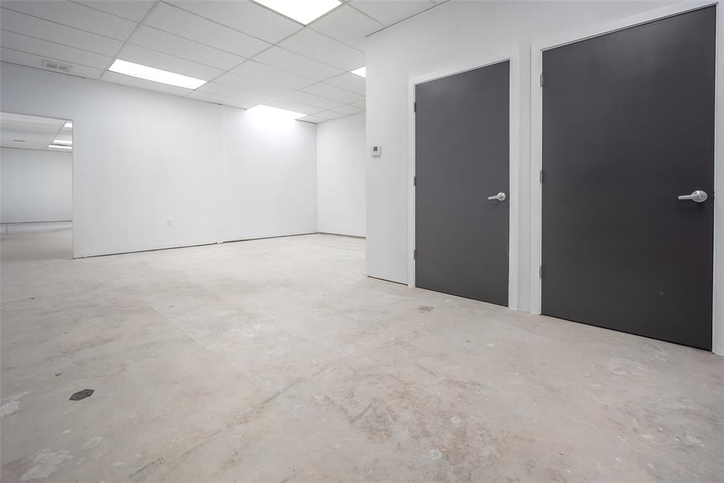 1030 N Flood Avenue 1030 Property Photo 7