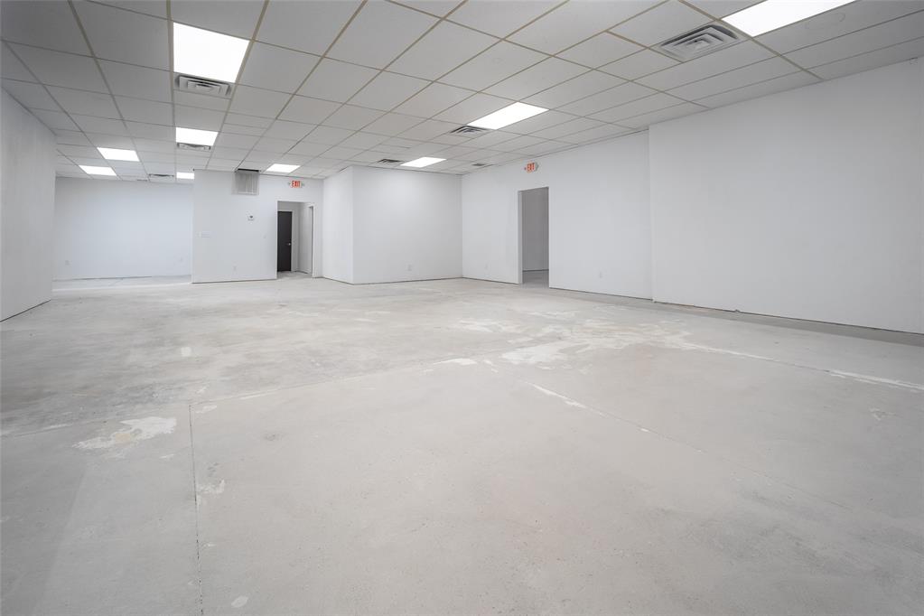 1030 N Flood Avenue 1030 Property Photo 14