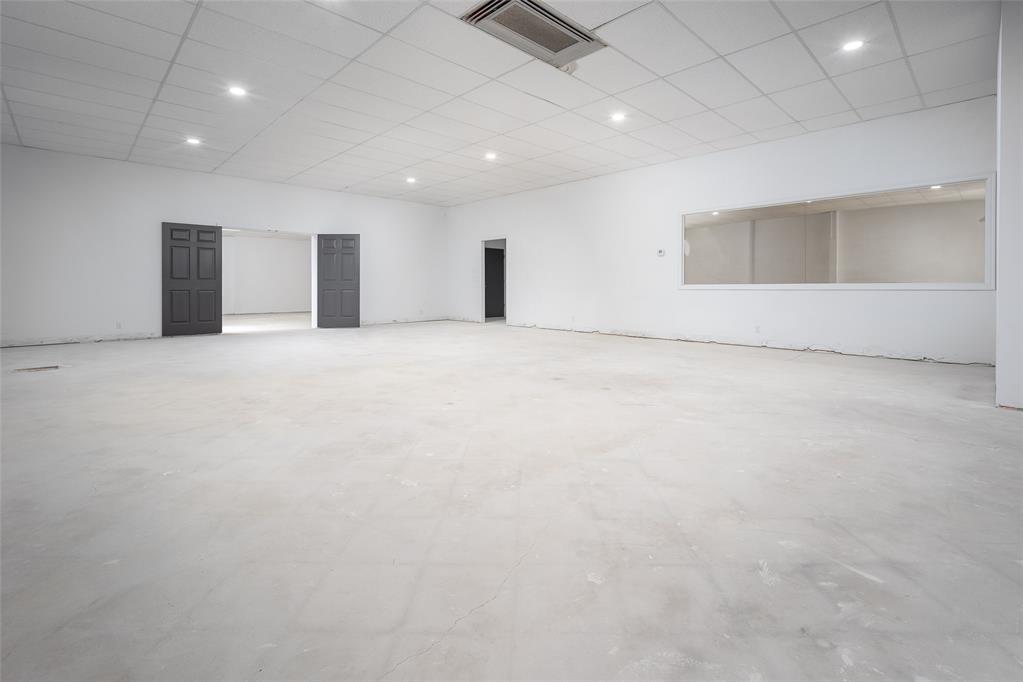 1030 N Flood Avenue 1030 Property Photo 16