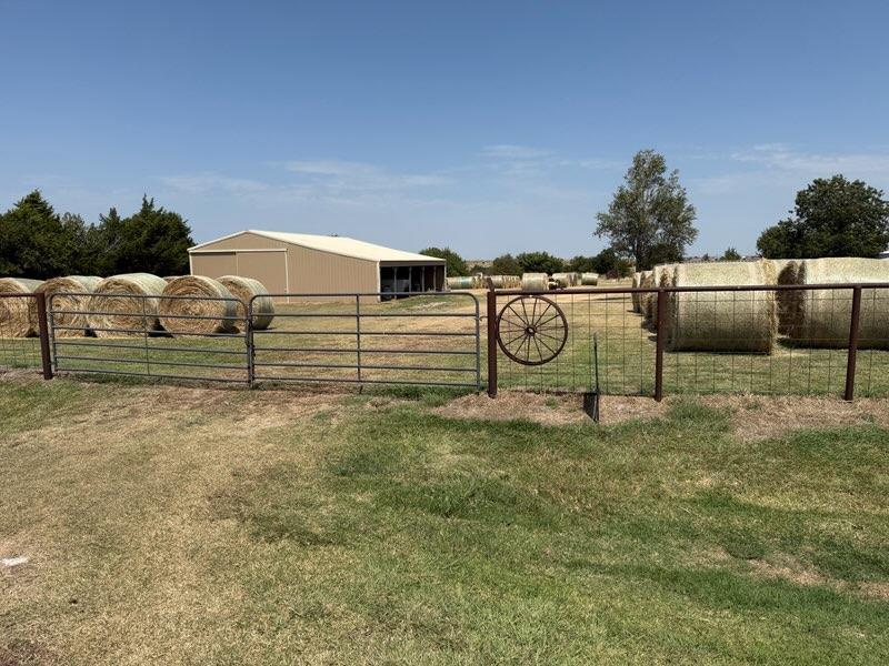 5208 Jensen Road Property Photo 1