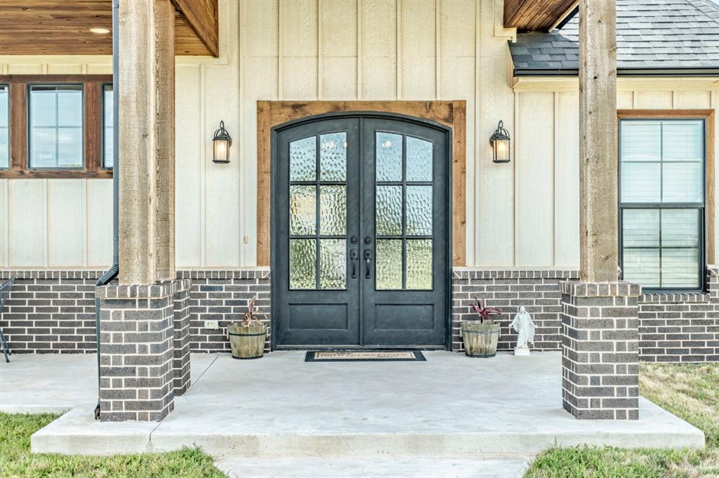 1330 County Street 2927 Property Photo 2