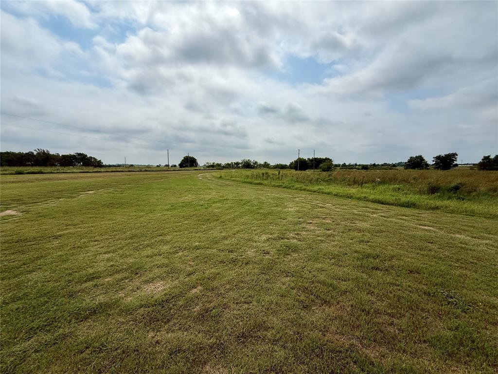 20613 E County Rd 156 Property Photo 2