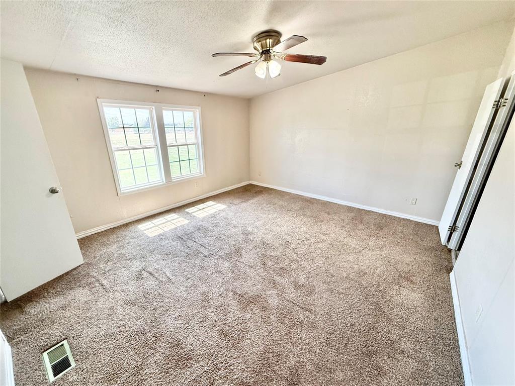 20613 E County Rd 156 Property Photo 14