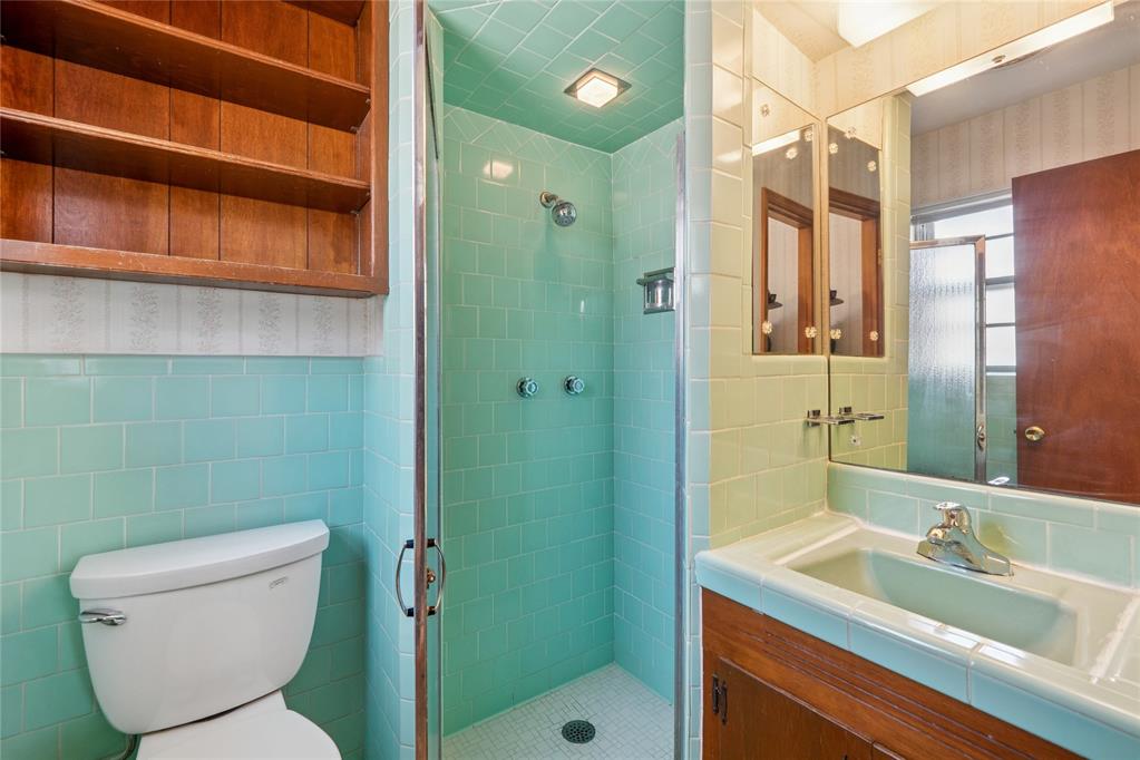 4112 Nw 60th Street Property Photo 15