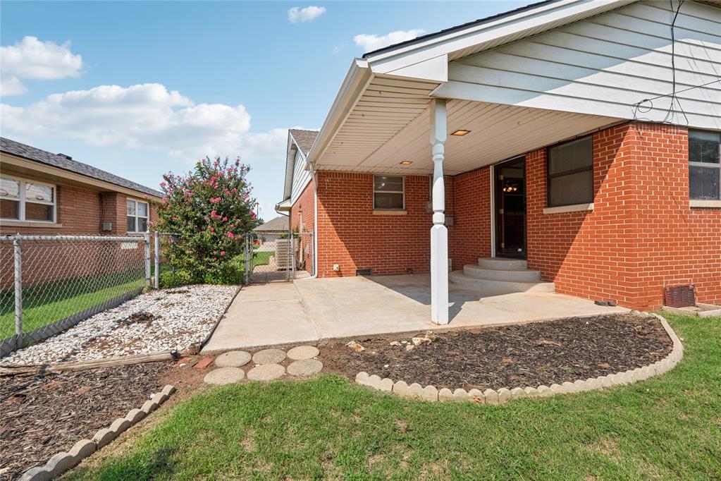 4112 Nw 60th Street Property Photo 18