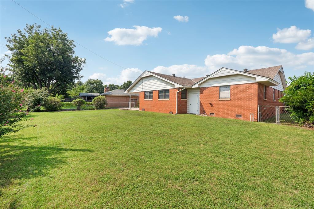 4112 Nw 60th Street Property Photo 19