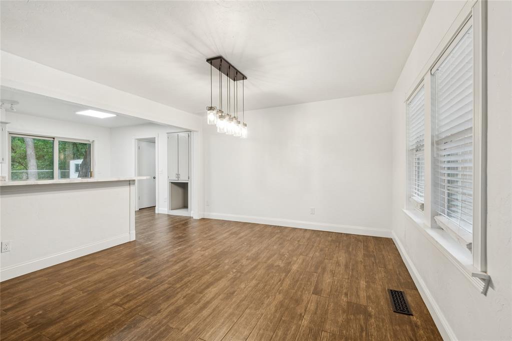 817 Ne 61 Street Property Photo 8