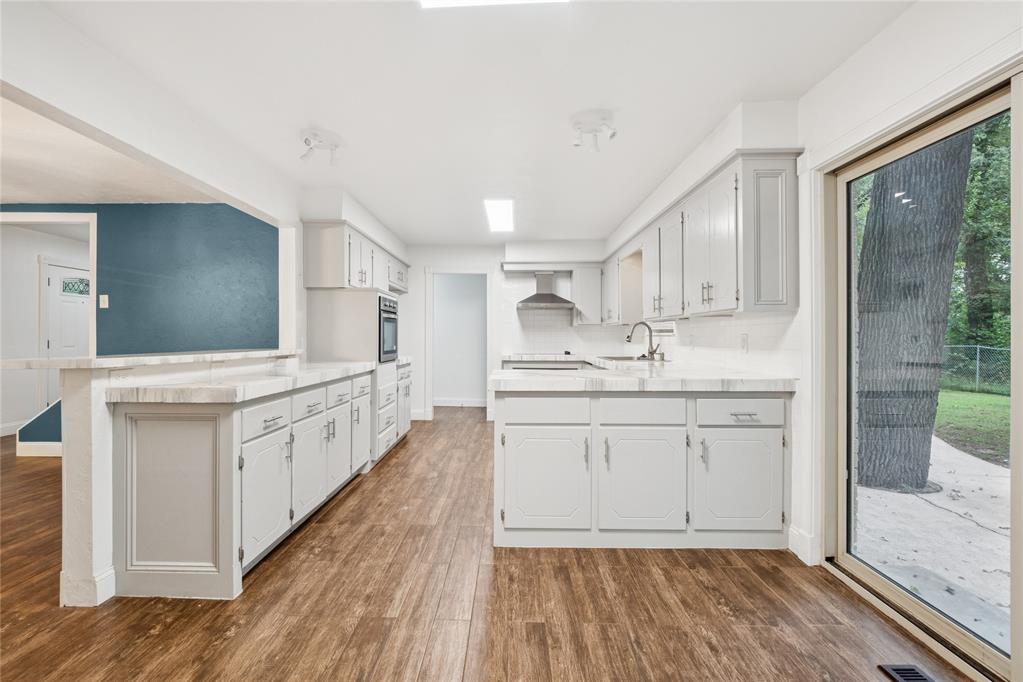 817 Ne 61 Street Property Photo 10