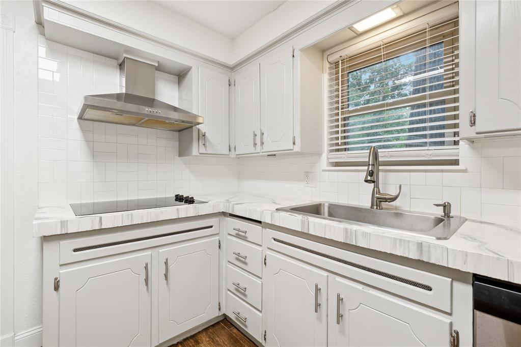 817 Ne 61 Street Property Photo 11