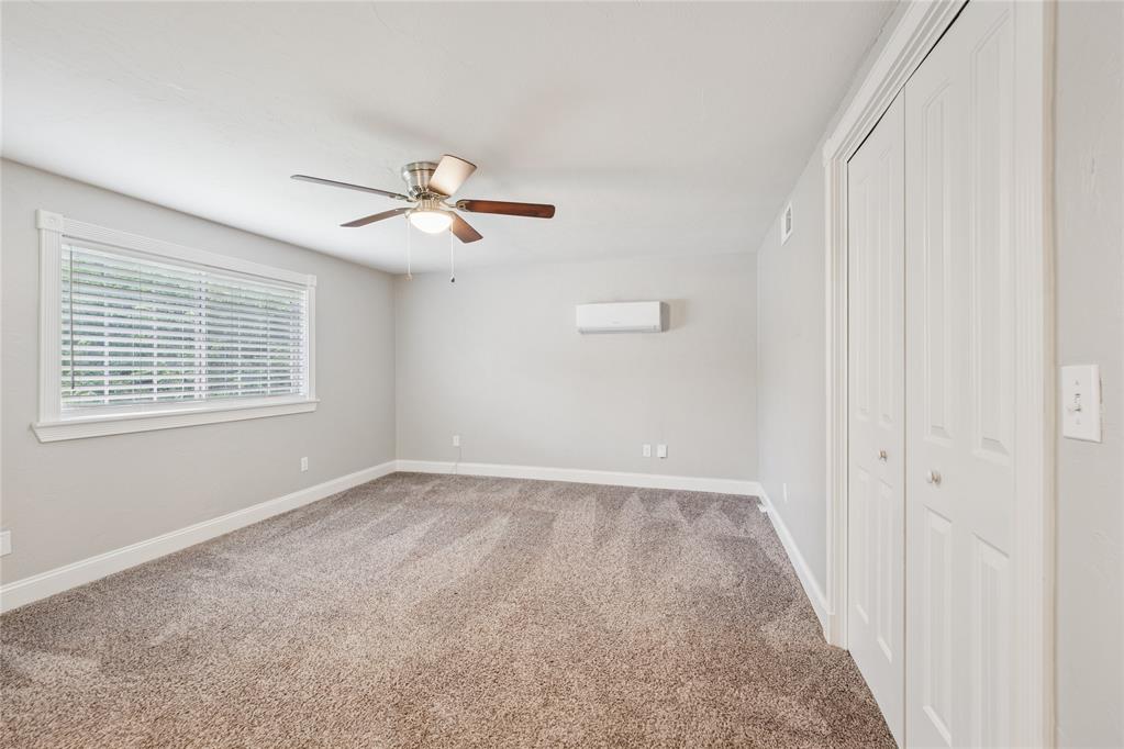 817 Ne 61 Street Property Photo 13